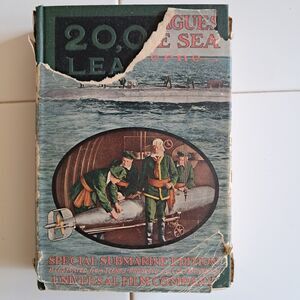 20,000 Leagues Under The Sea by Jules Verne 1917 Grosset and Dunlap Special Ed.